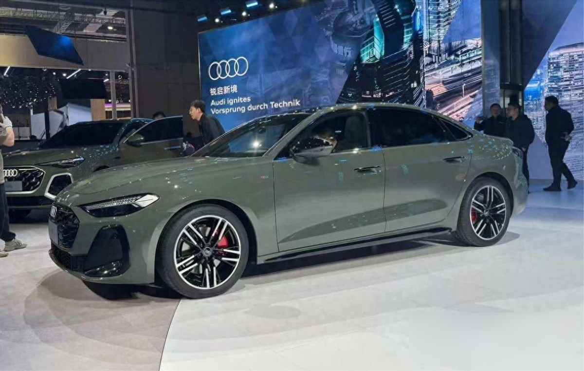 品质出行新选择:一汽奥迪A5L与宝马3系全方位对比