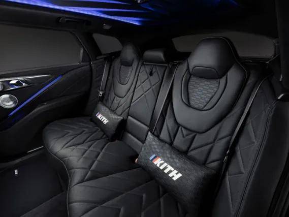 潮流“单品”BMW XM by KITH