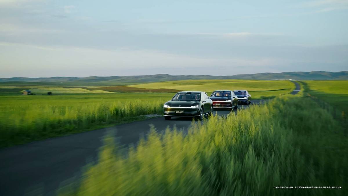 余承东曝光享界S9T大五座,空间极致挖掘媲美SUV